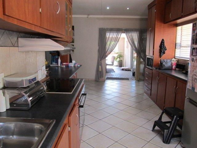 4 Bedroom Property for Sale in Sasolburg Ext 11 Free State